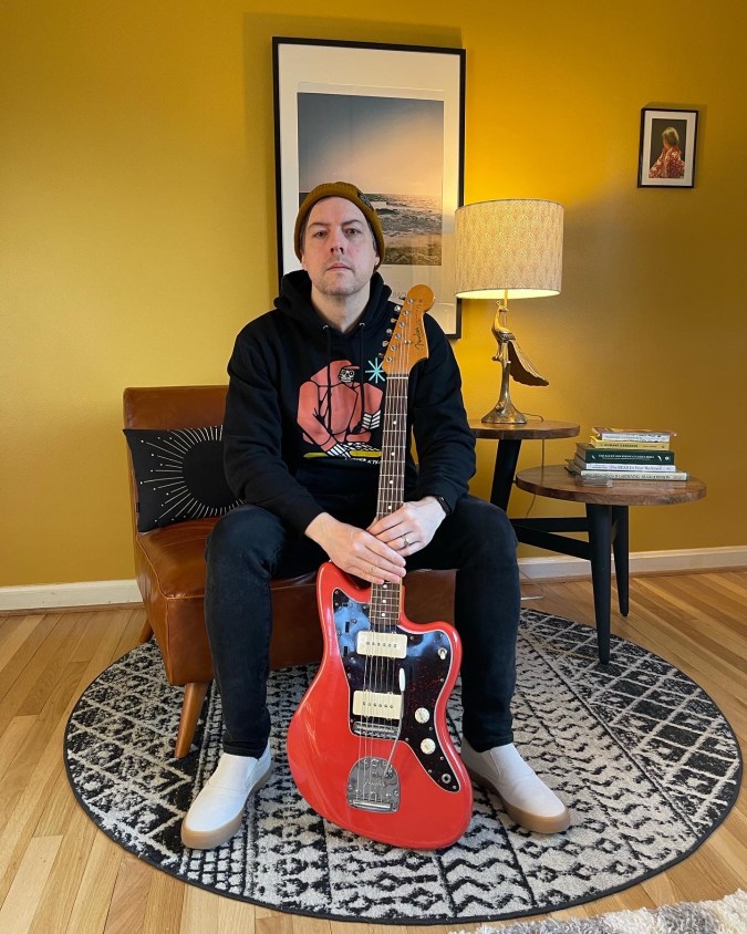 8B33BBB5-65AE-4005-BF51-C6669296359B